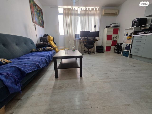 בן אביגדור 2