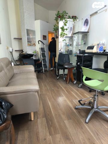 חנויות/ שטח מסחרי, ויצמן, כפר סבא