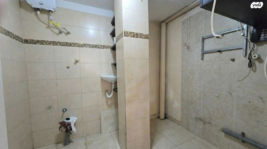 חנויות/ שטח מסחרי, תל יהודה, רמת גן