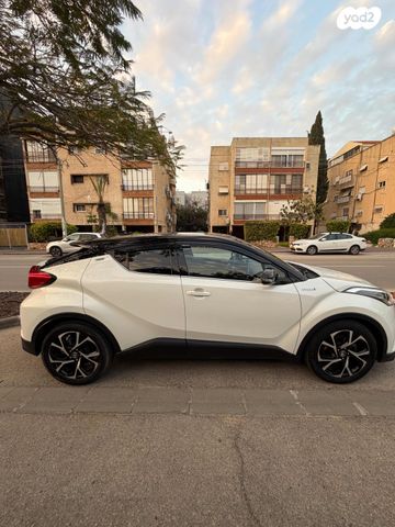טויוטה C-HR