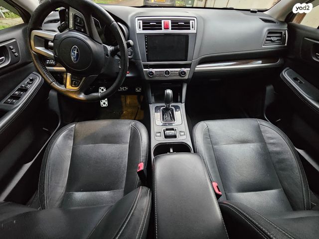 סובארו אאוטבק