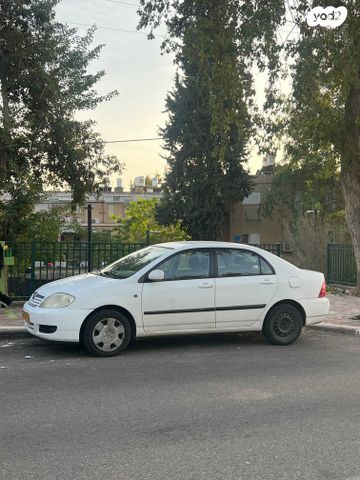 טויוטה קורולה