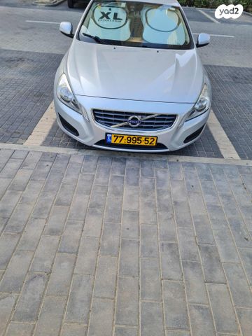 וולוו S60