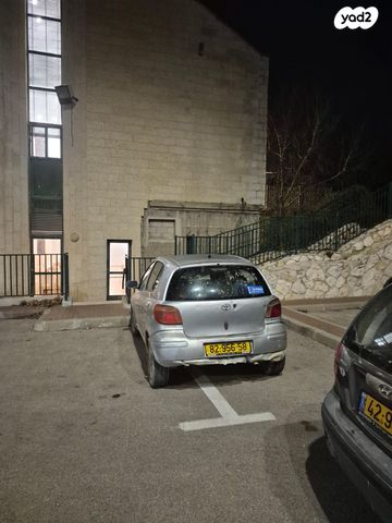 מודעת רכב טויוטה יאריס