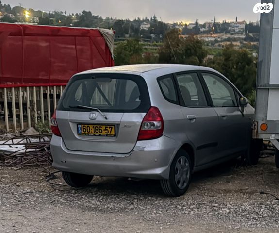 מודעת רכב הונדה ג'אז