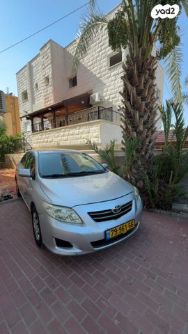 טויוטה קורולה