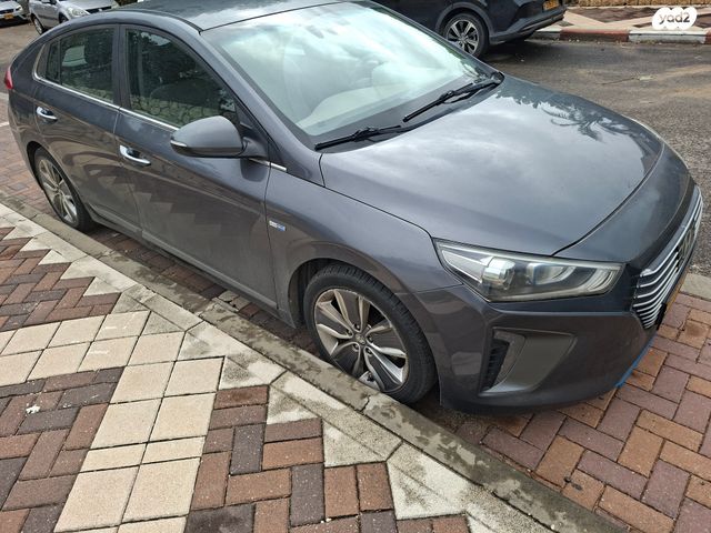 יונדאי איוניק