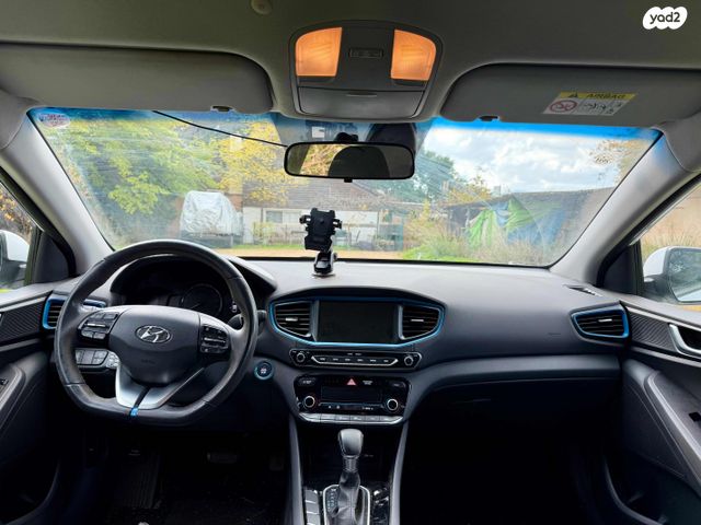 יונדאי איוניק