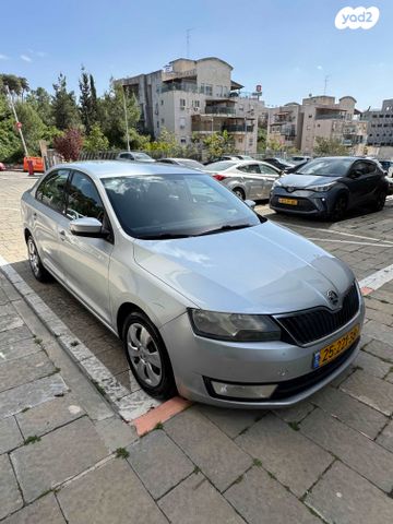 סקודה ראפיד