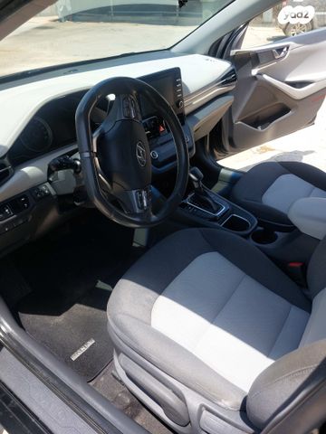 יונדאי איוניק