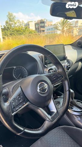 מודעת רכב ניסאן ג'וק