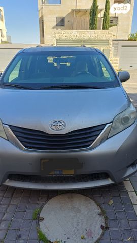 מודעת רכב טויוטה סיינה