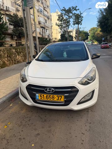 יונדאי i30