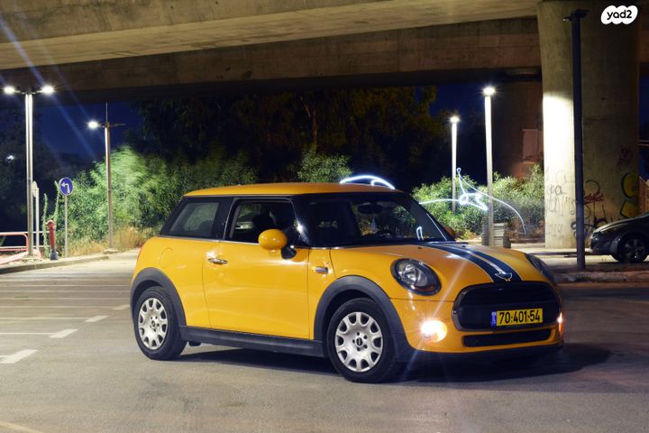 מודעת רכב מיני קופר