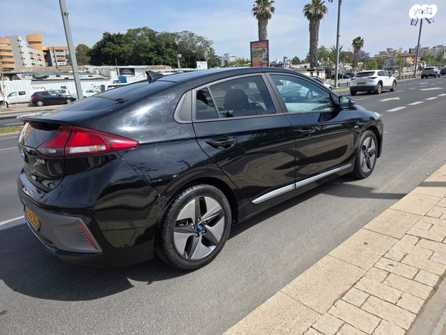 יונדאי איוניק