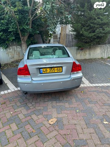 וולוו S60