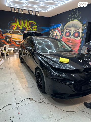 מודעת רכב מאזדה 3