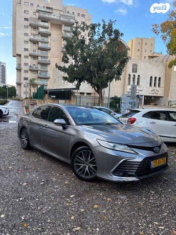 מודעת רכב טויוטה קאמרי