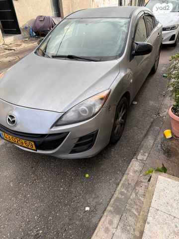 מודעת רכב מאזדה 3