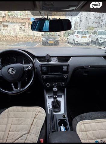 סקודה אוקטביה