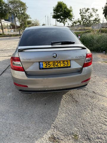 סקודה אוקטביה 
