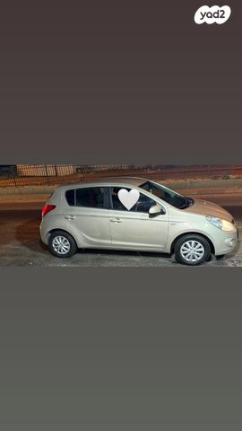 מודעת רכב יונדאי i20