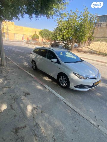 מודעת רכב טויוטה אוריס