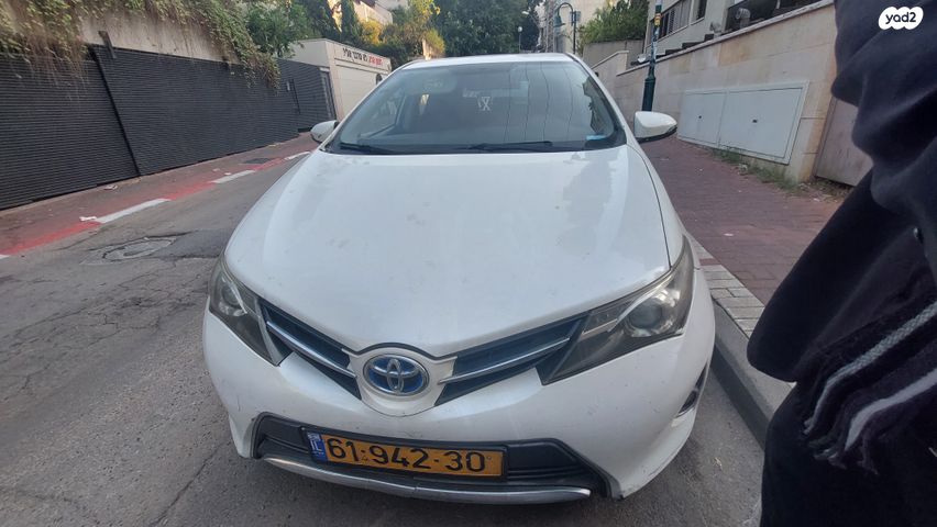 מודעת רכב טויוטה אוריס