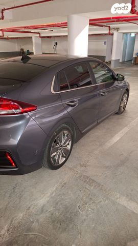 יונדאי איוניק