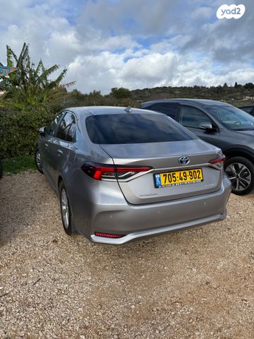 טויוטה קורולה