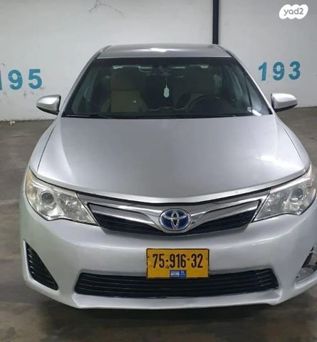 מודעת רכב טויוטה קאמרי