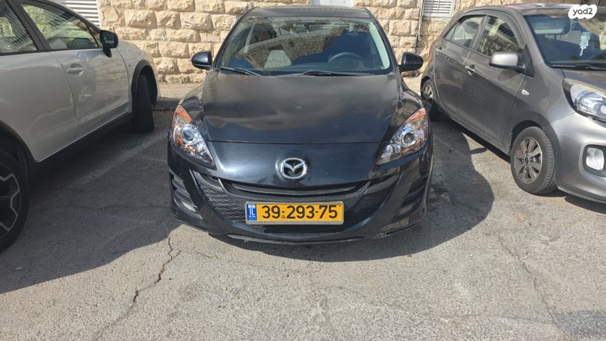 מאזדה 3