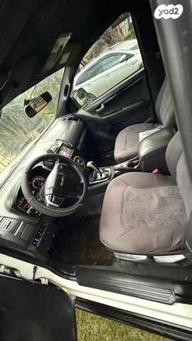 מודעת רכב איסוזו די-מקס