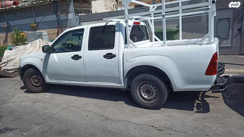 מודעת רכב איסוזו די-מקס