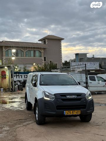 איסוזו די-מקס