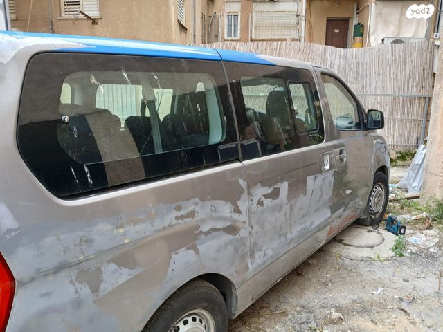 מודעת רכב יונדאי H-1 / i800