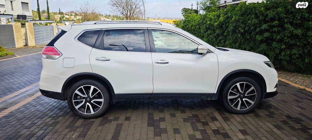 ניסאן אקס טרייל