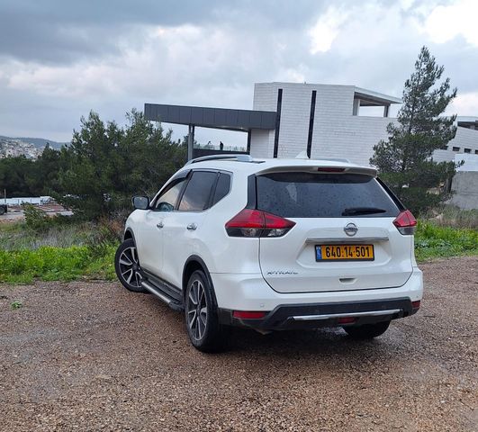 ניסאן אקס טרייל