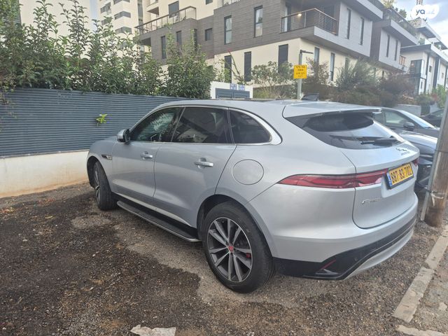 מודעת רכב יגואר F-Pace