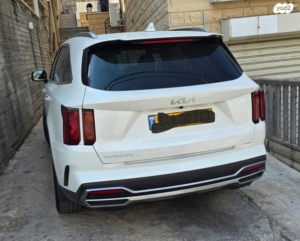 מודעת רכב קיה סורנטו