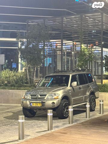 מיצובישי פג'רו