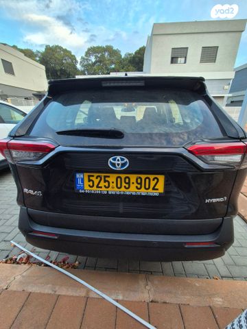 טויוטה RAV4