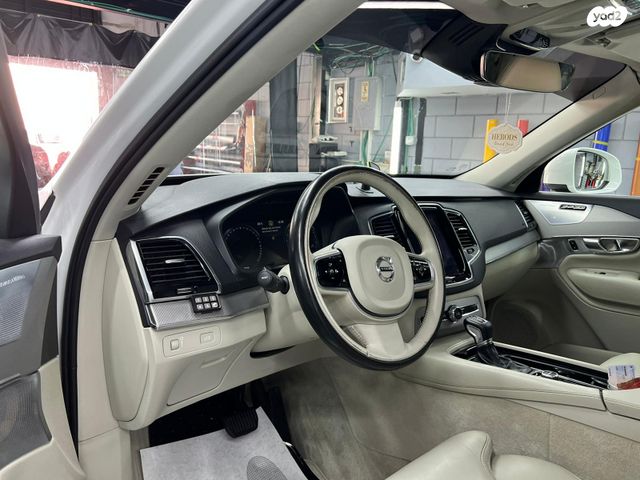וולוו XC90