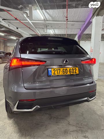 לקסוס NX