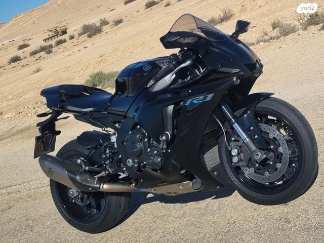 מודעת רכב ימאהה YZF-R1