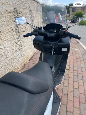 מודעת רכב סוזוקי בורגמן 400