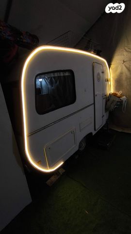 מודעת רכב נגרר (קראוון נגרר)