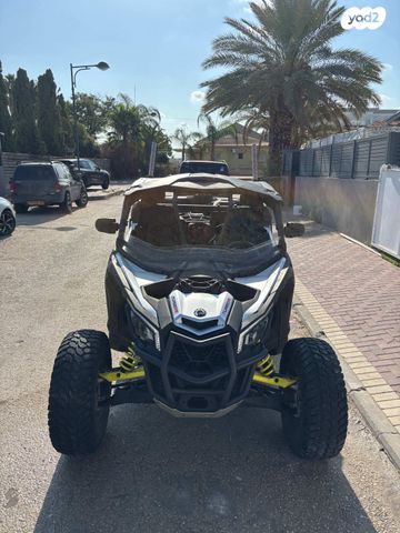 מודעת רכב בומברדיר/קאן אם