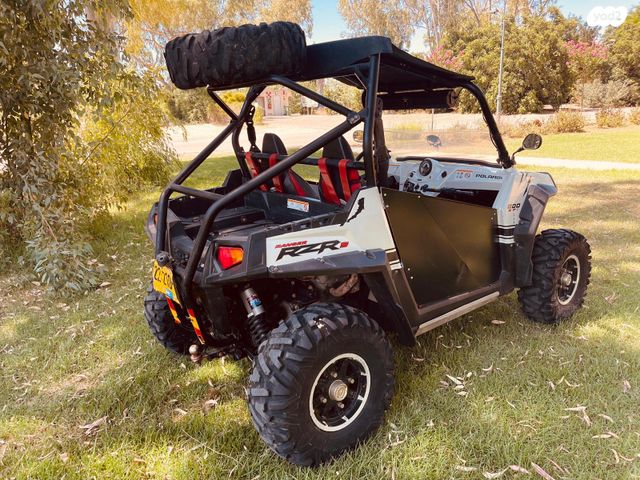 מודעת רכב פולריס