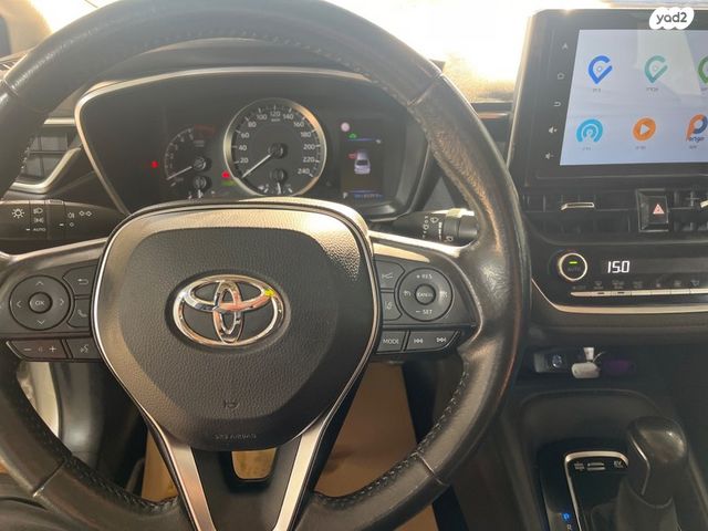 טויוטה קורולה